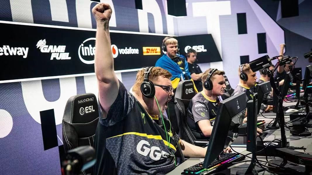 际行动来回 际行动来回